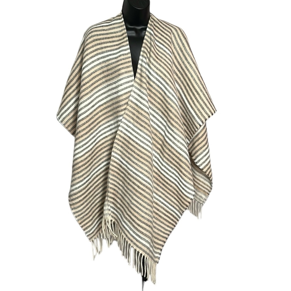NEW Chico’s One Size Cozisoft Stripe Fringe Poncho OS NWT
